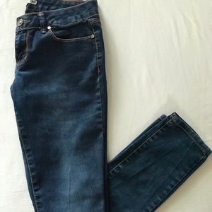 YMI Super Stretch Skinny Jegging Jeans Sz 7